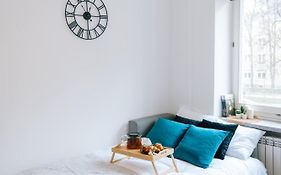 Warsaw Ochota - Top Location, Park&Tram Nearby - By Rentujemy